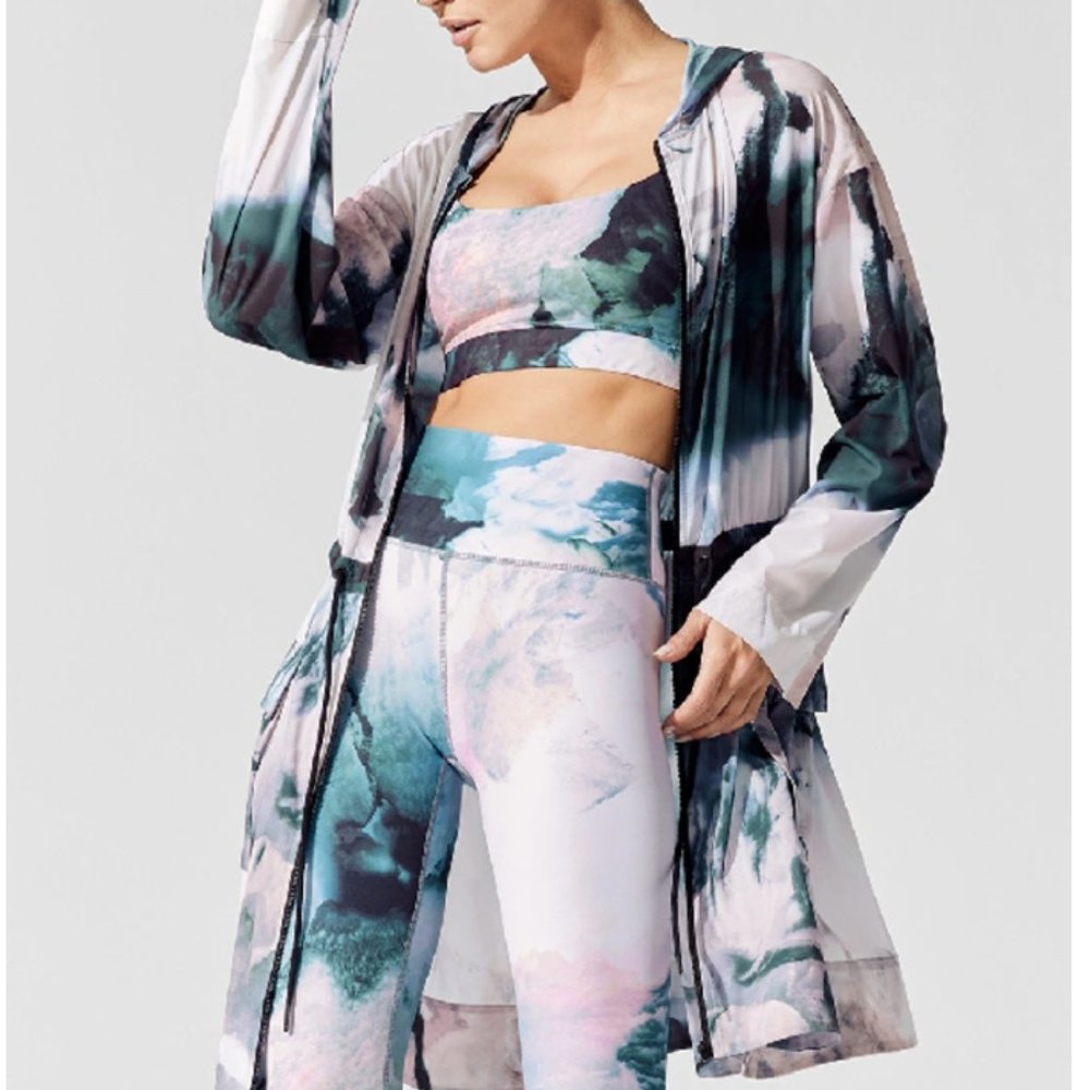 Abstract Lightweight Hooded Jacket In Dreamy Camo